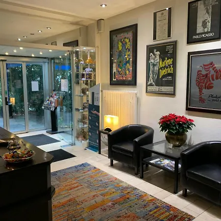Nymphenburg - 3*