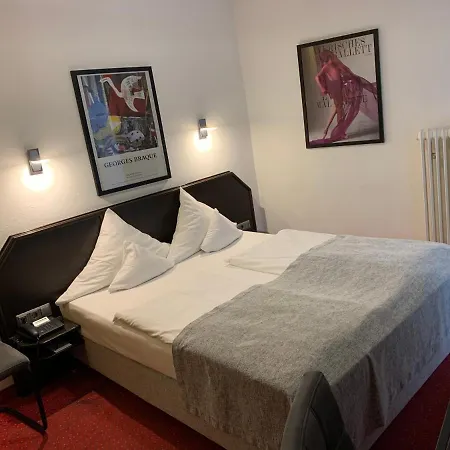 Hotel Nymphenburg - 3*